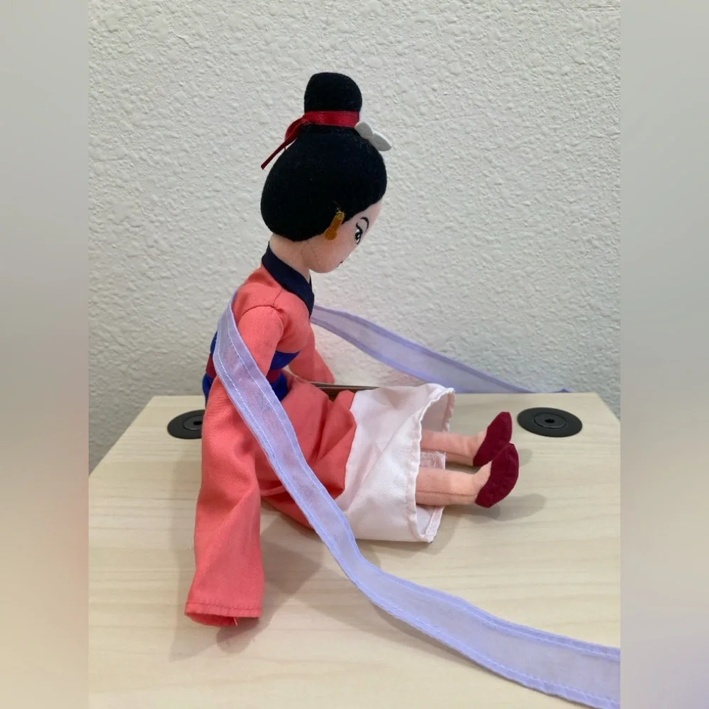Disney Mulan Mini Bean Bag Plush Pink Matchmaker Outfit Collectible - Picture 4 of 11